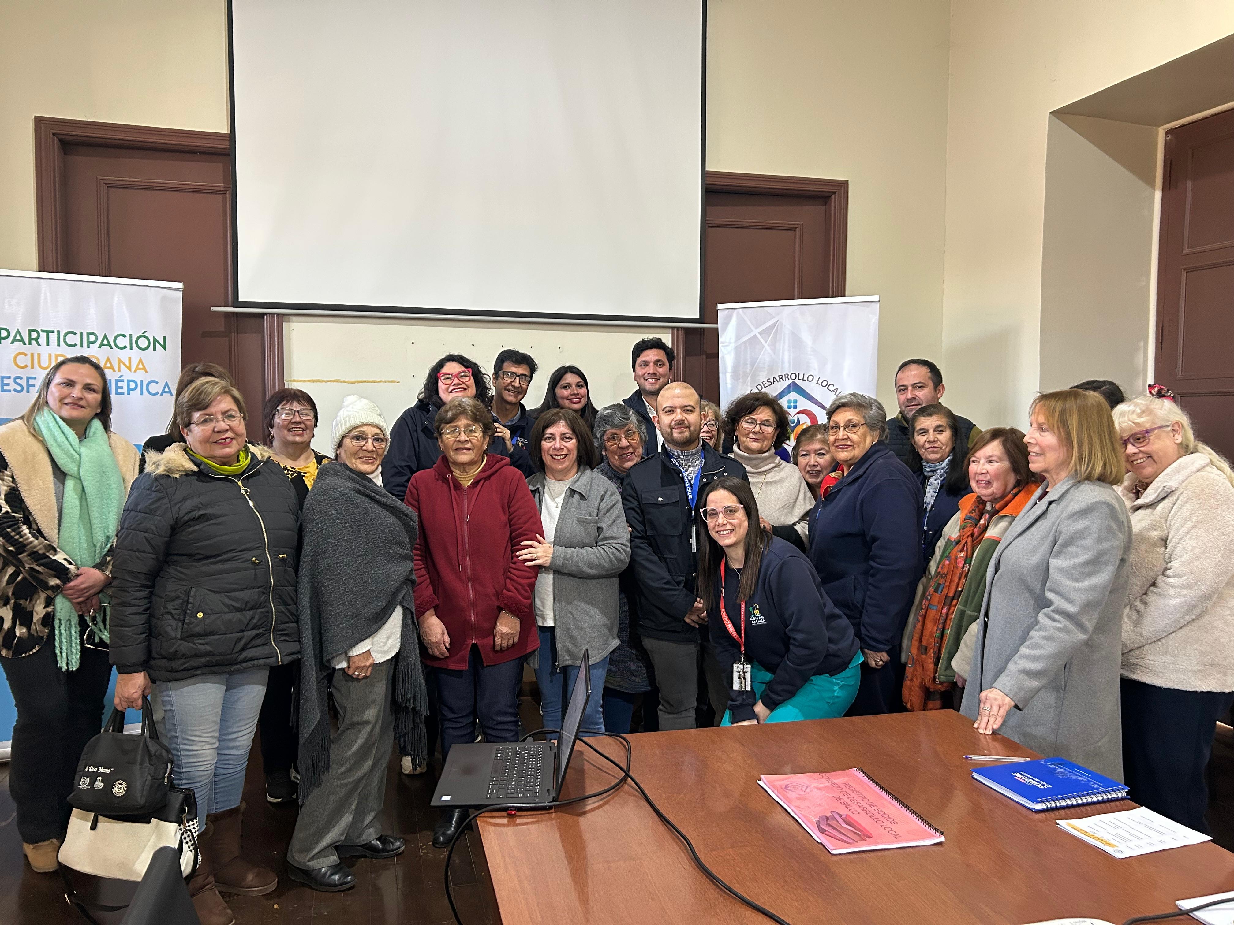 Hospital de Santa Cruz y Consejo de Salud Local de Chépica fortalecen vínculos comunitarios